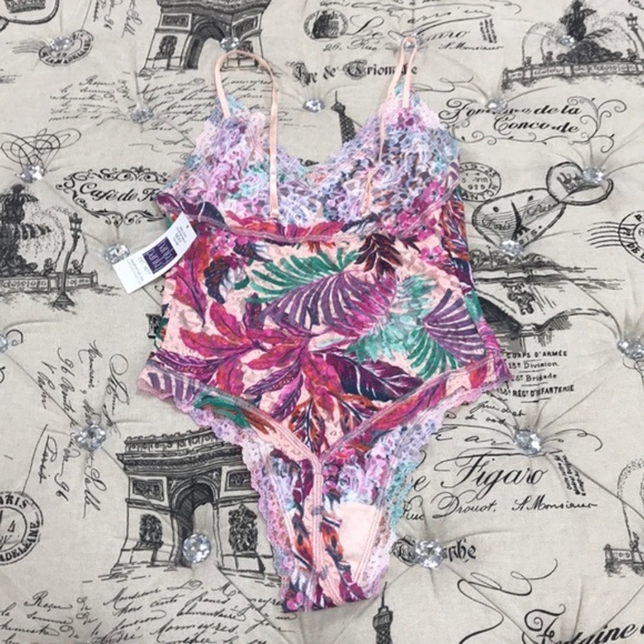 Hanky Panky Rainforest Thong Bodysuit - Picture 7 of 7